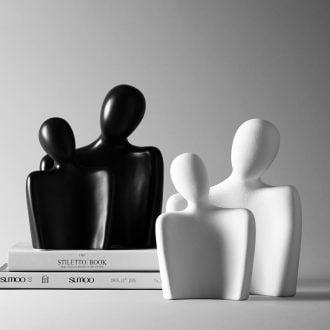 dwie figurki ceramiczne ozdobne biała czarna para