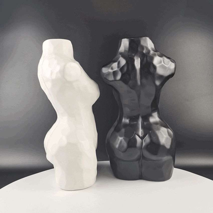 Wazon ceramiczny Kobiece ciało Nowoczesny biały na kwiaty designerski